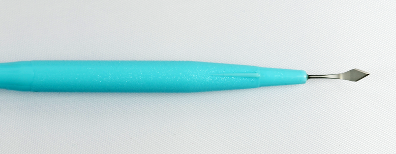 Cuchillete corte Faco 2.75 mm, angulado con bisel arriba, desechable